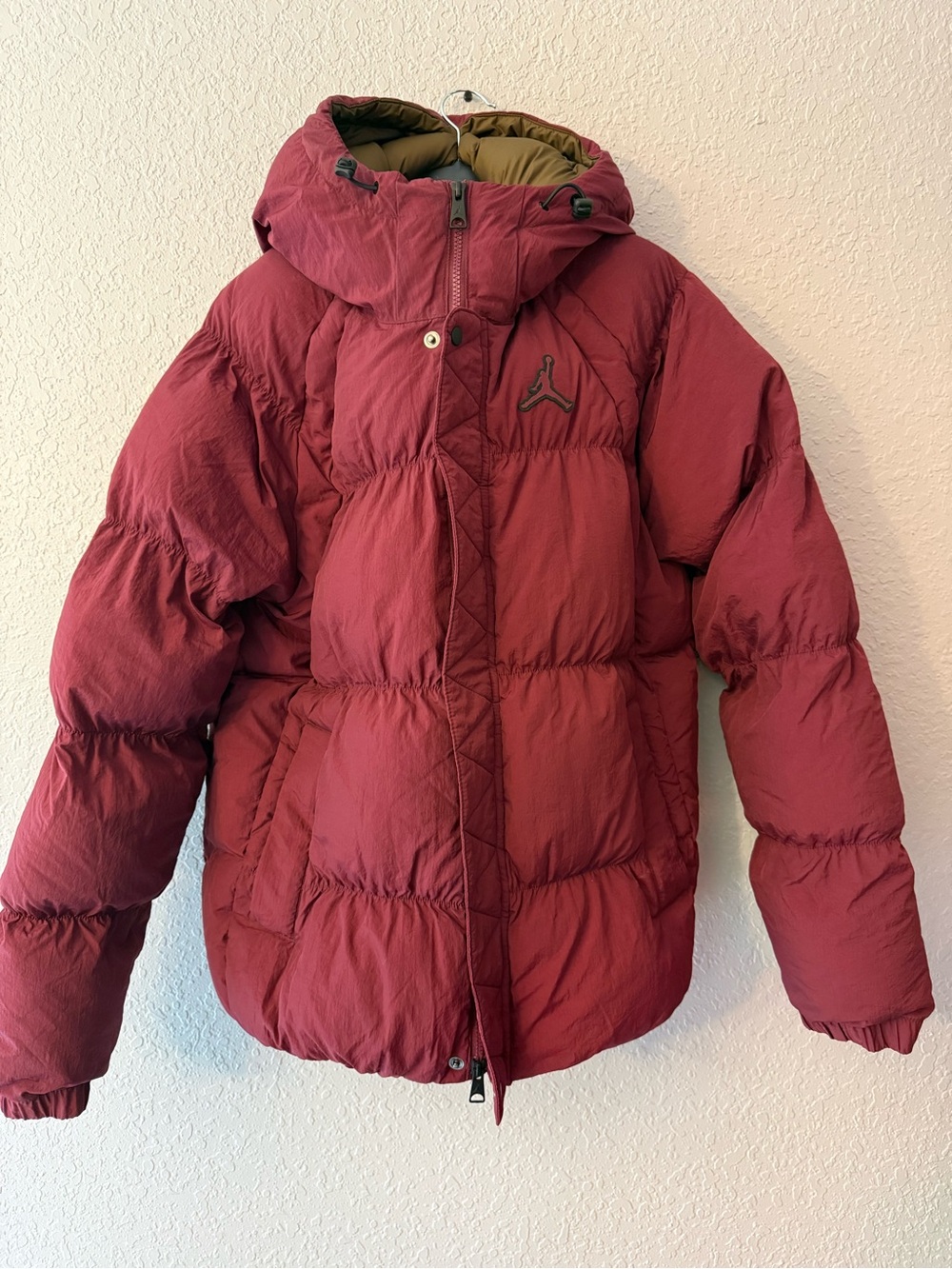 Jordan Maroon Hooded Quilted Puffer Jacket Medium
